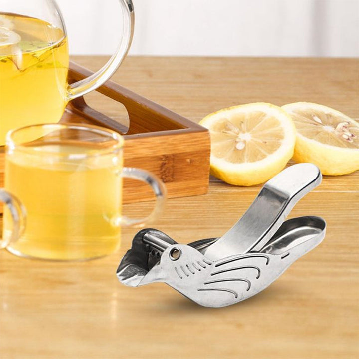 Bird-shaped lemon squeezer made of stainless steel | Stornfield
