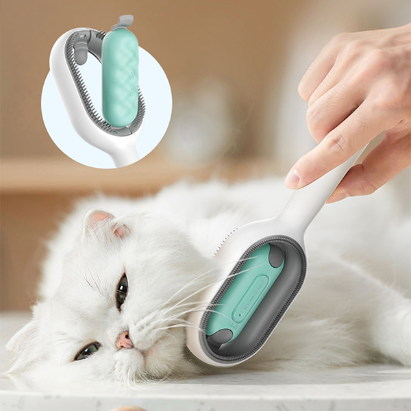 Pet Hair Removal Comb with Water Reservoir | Stornfield
