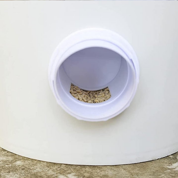 Stornfield | DIY Chicken Feeder