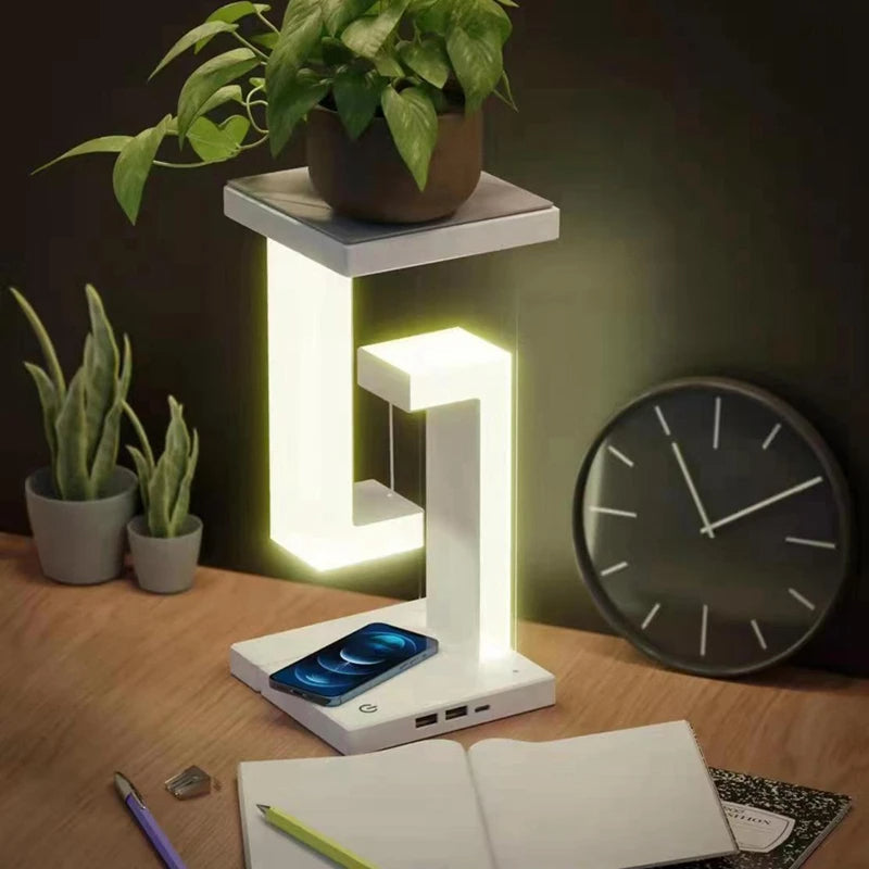 Stornfield | Wireless Charger - GlowCharge - Fast Charging - Magical Room Ambiance