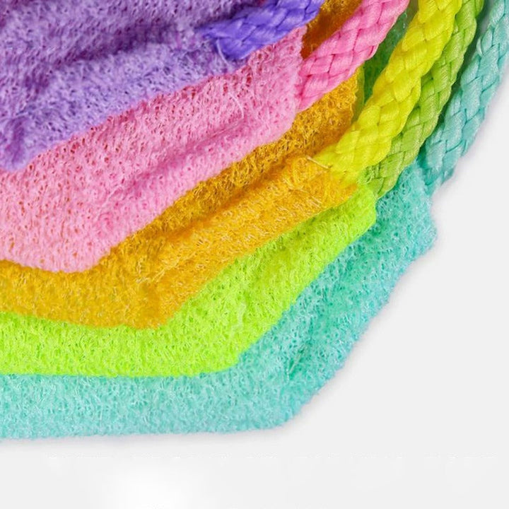 Stretchable Back Rub Bath Towel | Stornfield