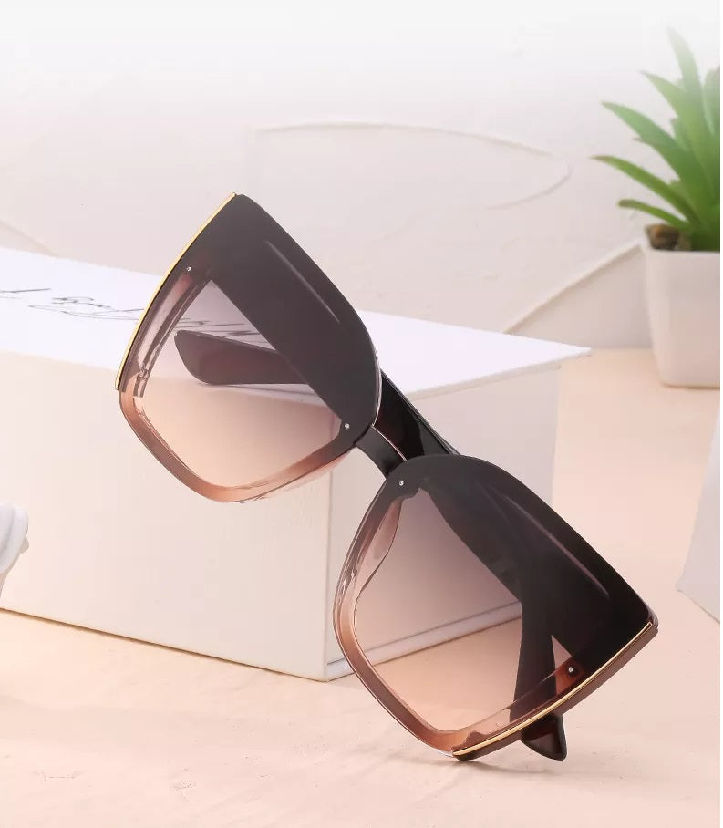 Billie Retro Sunglasses | Square & Trendy | Stornfield