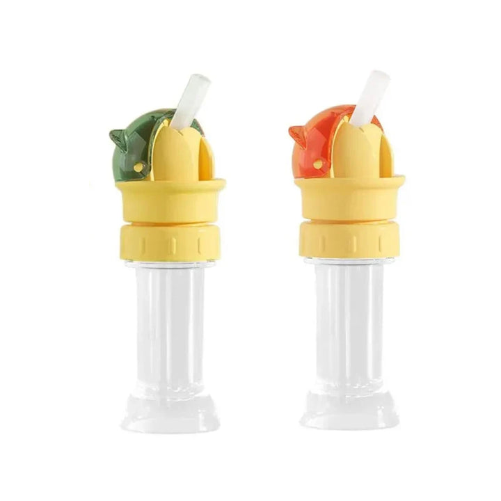 Reusable drinking bottle for children with straw lid | Stornfield