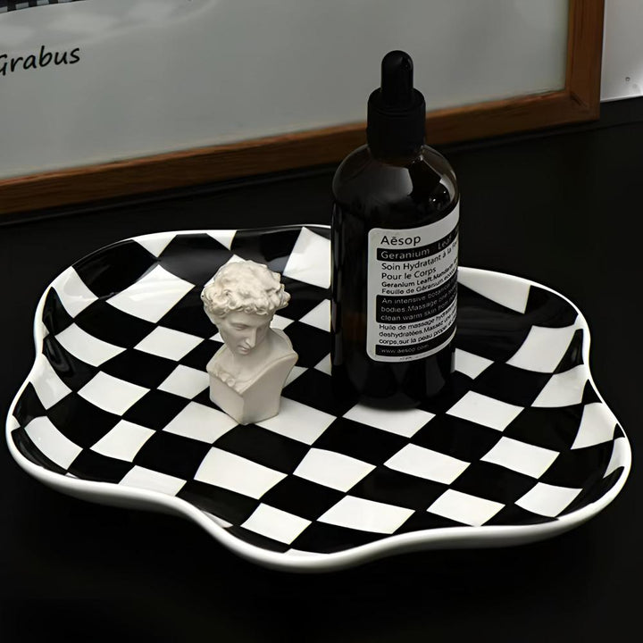 Checkered Accent Plate | Stornfield