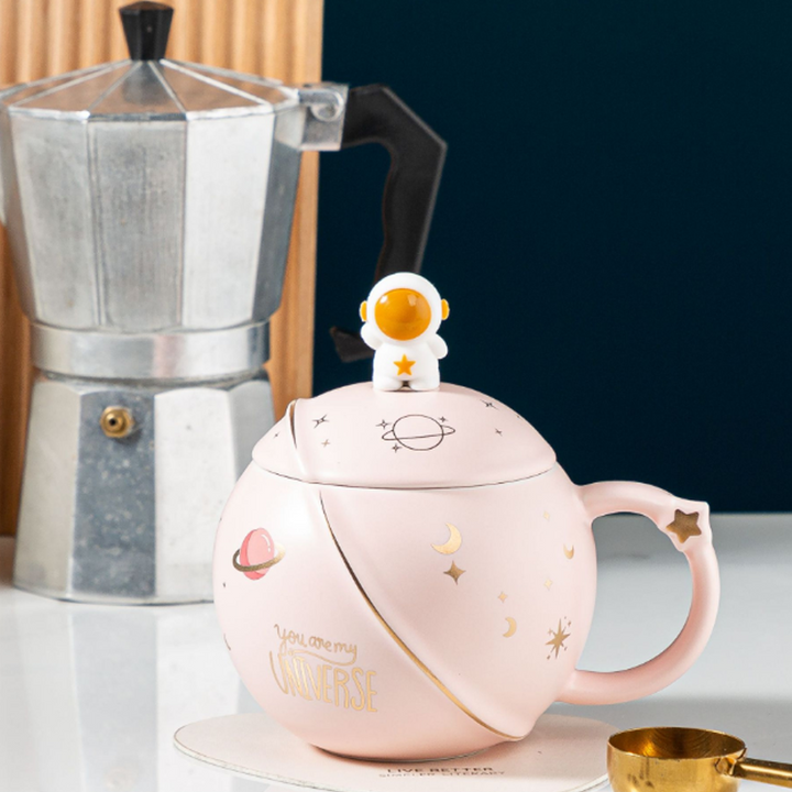 Creativity Ceramics Astronaut Planet Cups with Lid and Spoon | Stornfield