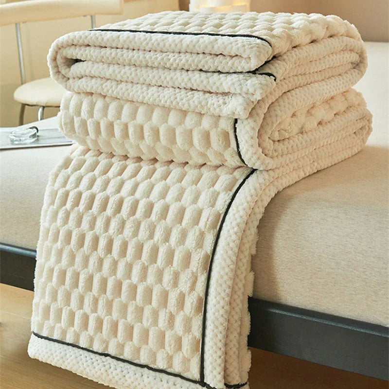 Ultra-soft cuddle blanket for ultimate comfort | Stornfield