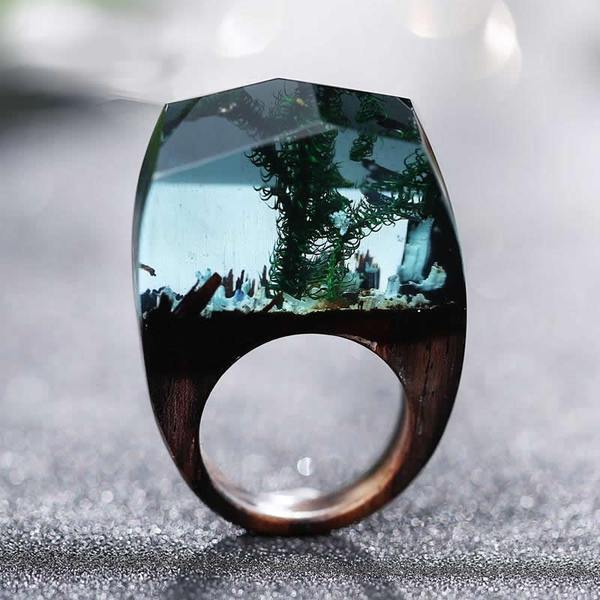 Quanta - Underwater Plant Resin Ring | Stornfield