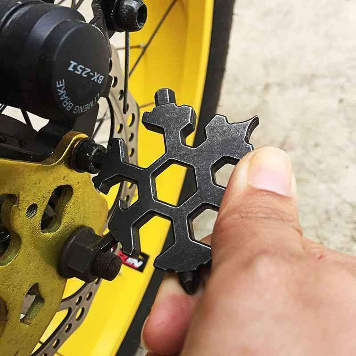 Pre-Christmas sale 18-in-1 stainless steel snowflake multi-tool | Stornfield
