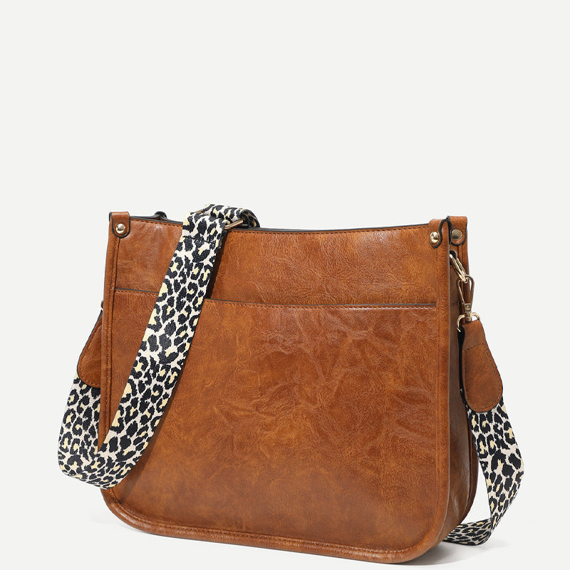 Shoulder bag with large capacity | Stornfield