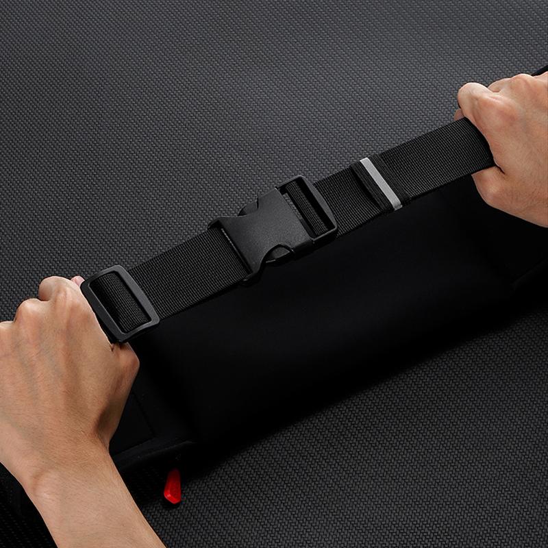 Sport-waist-bag with large kettle outdoors | Stornfield