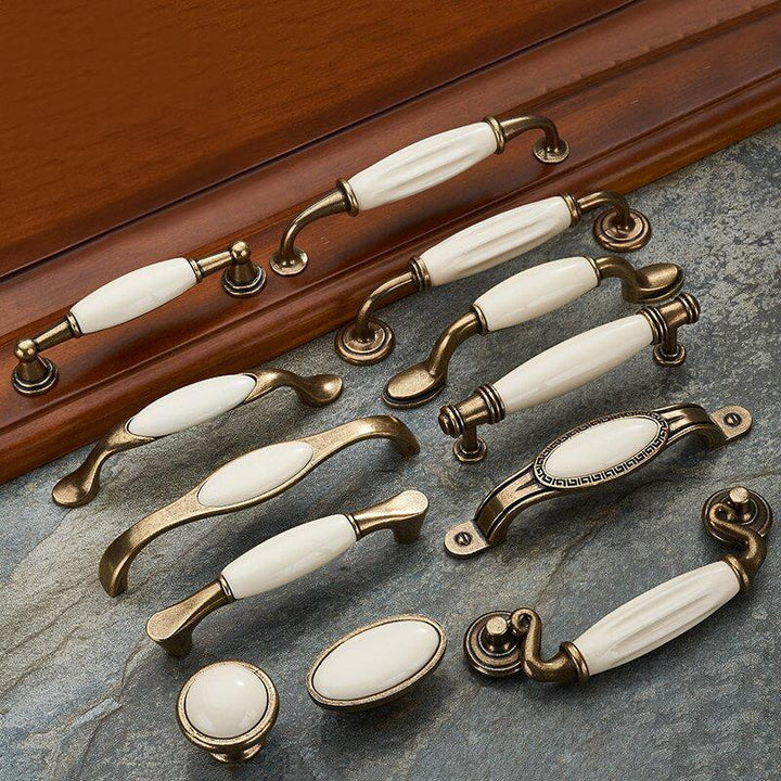 5pc Antique Cabinet Handles | Stornfield