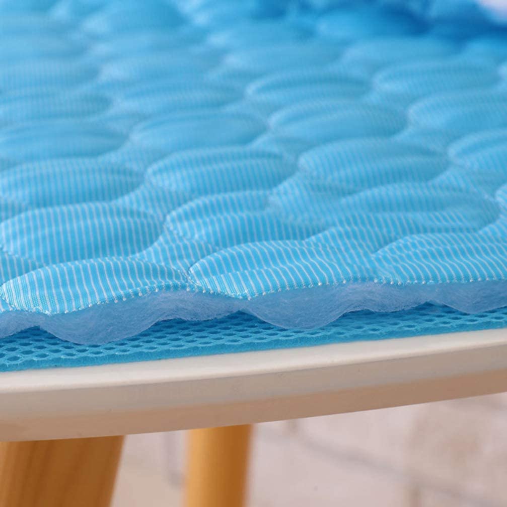 Extra-Large Dog Cooling Mat for Summer Comfort | Stornfield