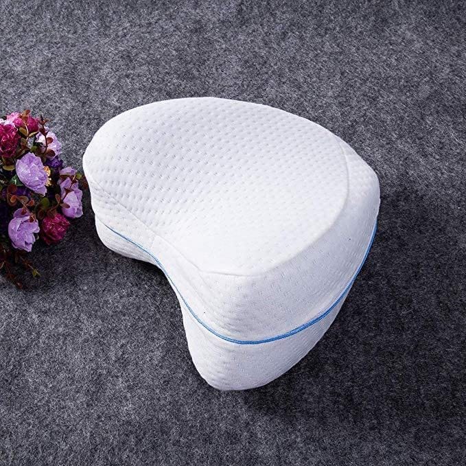 Comfort leg pillow made of memory foam | Stornfield