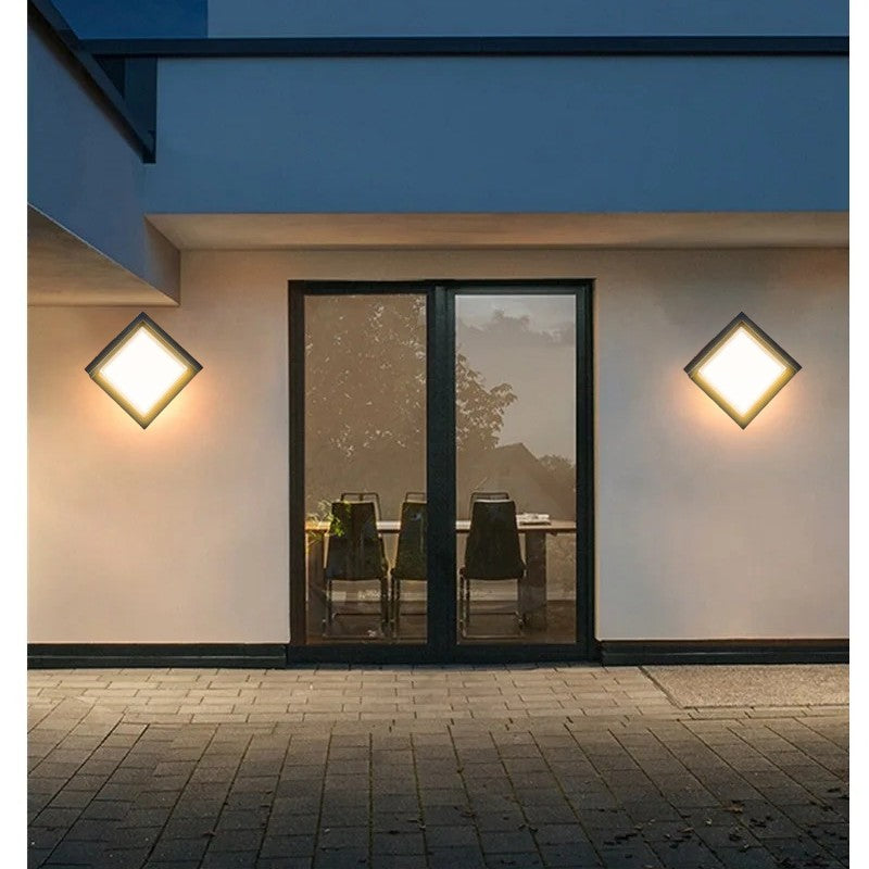 Motion Sensor Outdoor Wall Lamp – Modern Aluminium Design | Stornfield