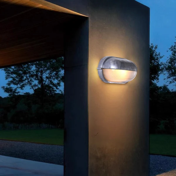 Elegant waterproof outdoor wall lamp | Stornfield