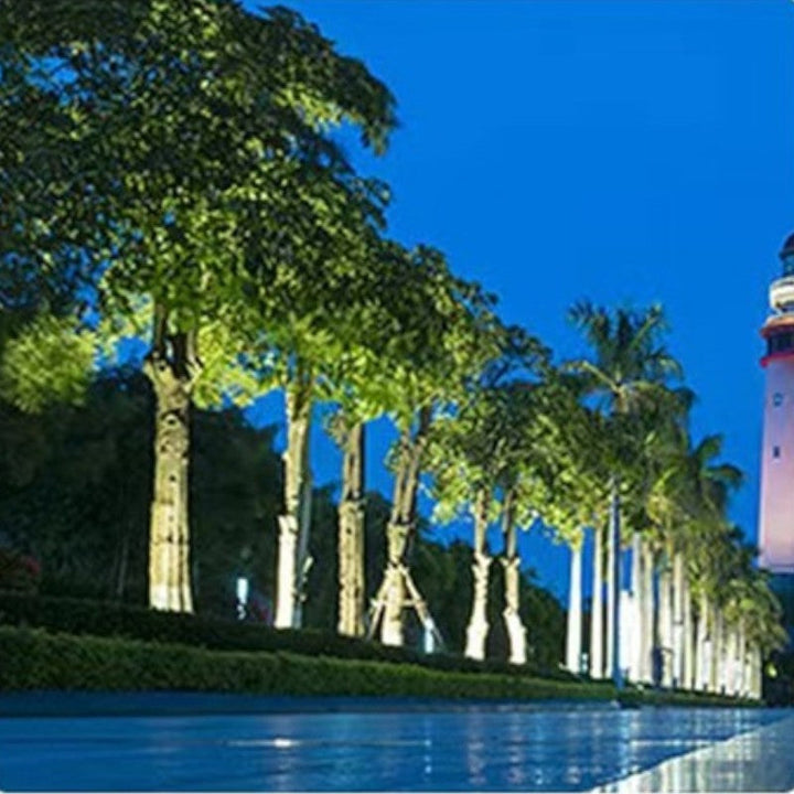 Elegant outdoor spotlights for charming evenings | Stornfield