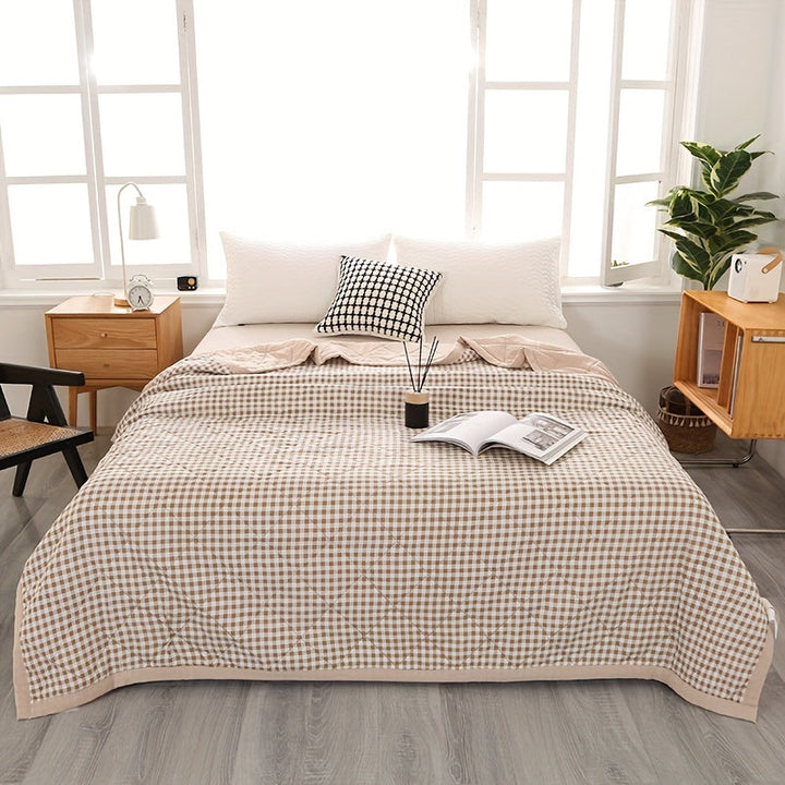 Elegant Preppy Plaid Summer Blanket for Cool Nights | Stornfield