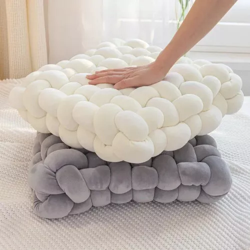 Stornfield | Knot Pillow