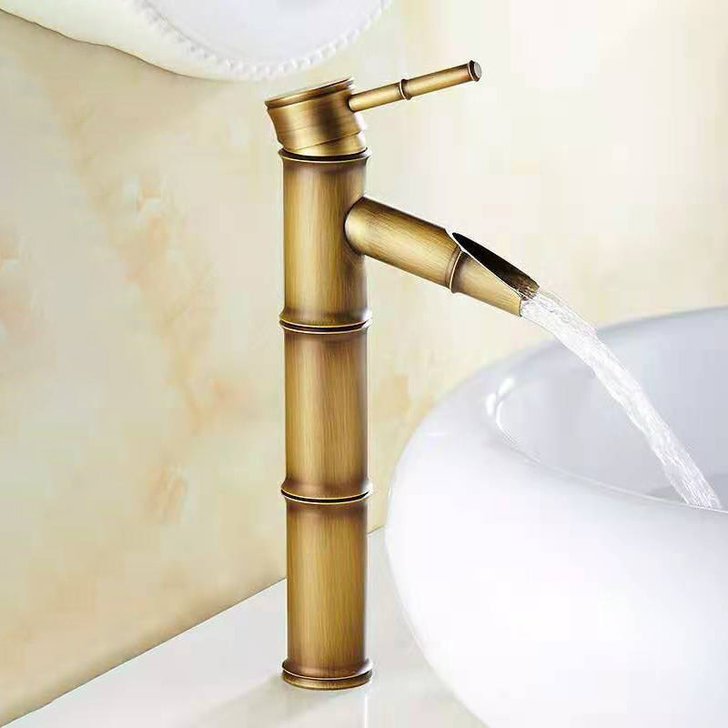 Stornfield | Round Single-Handle Country-Style Lavatory Faucet