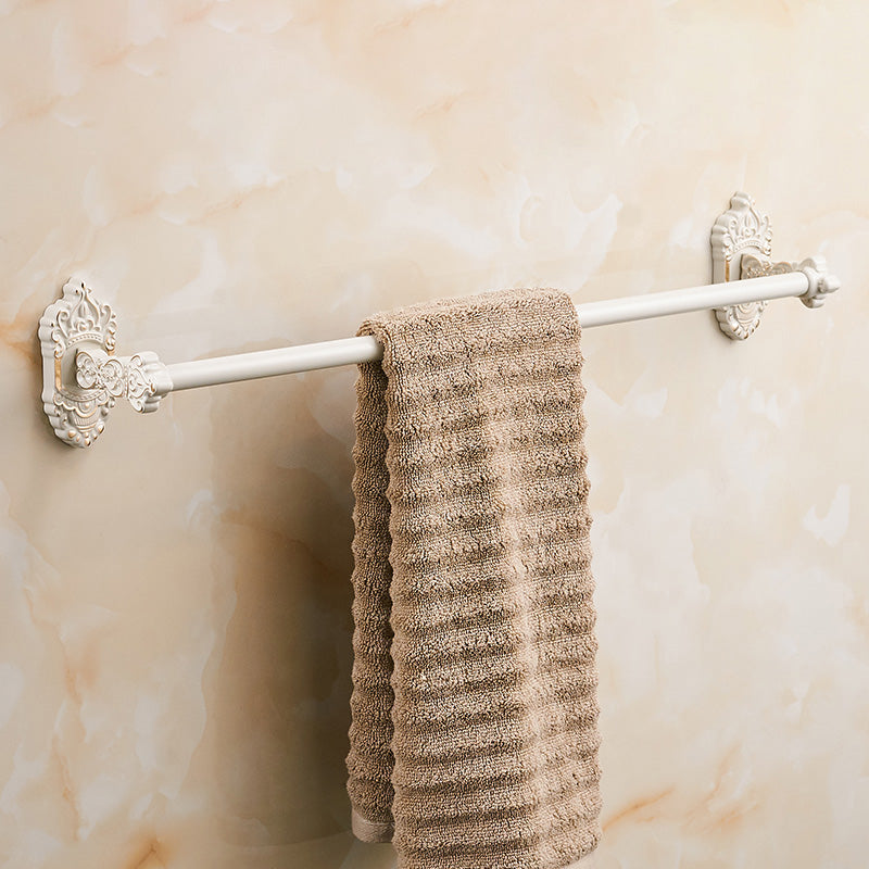 Stornfield | Traditional Bathroom Accessory Set White Bathroom Accessory Hardware Set