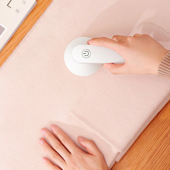 Portable Electric Lint Remover Rechargeable Fabric Shaver | Stornfield
