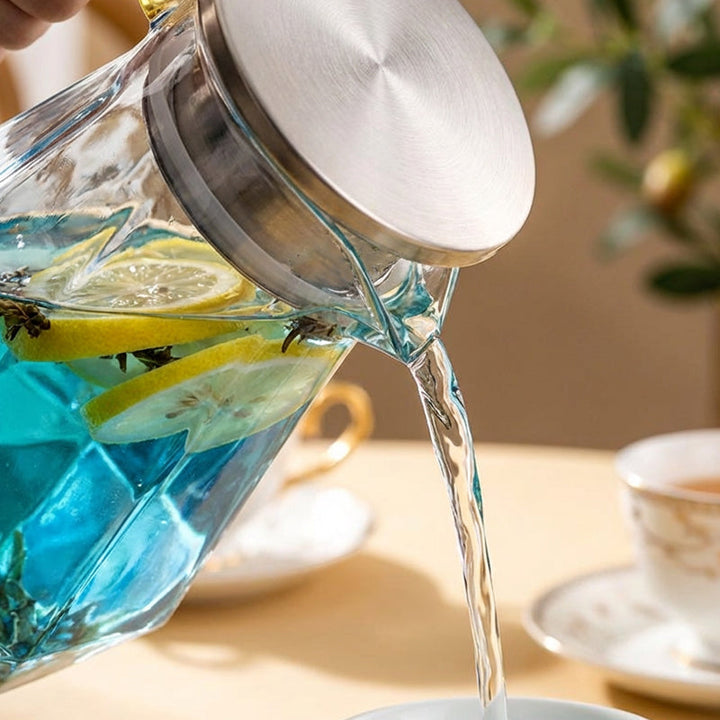 ThermaQuench Carafe — Unwavering elegance for limitless enjoyment at any temperature | Stornfield