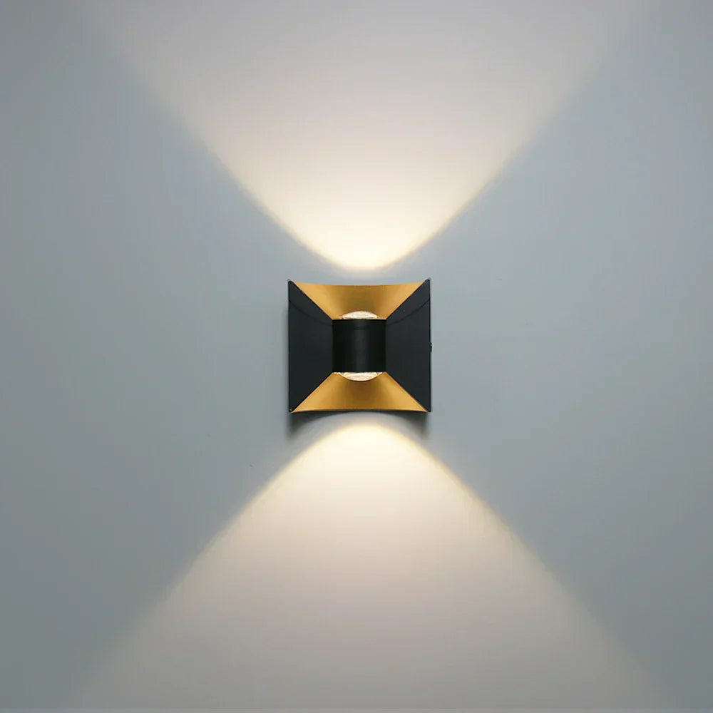 LumiereMurale Wall Lamp - Stylish LED Outdoor Lighting for Your Garden | Stornfield