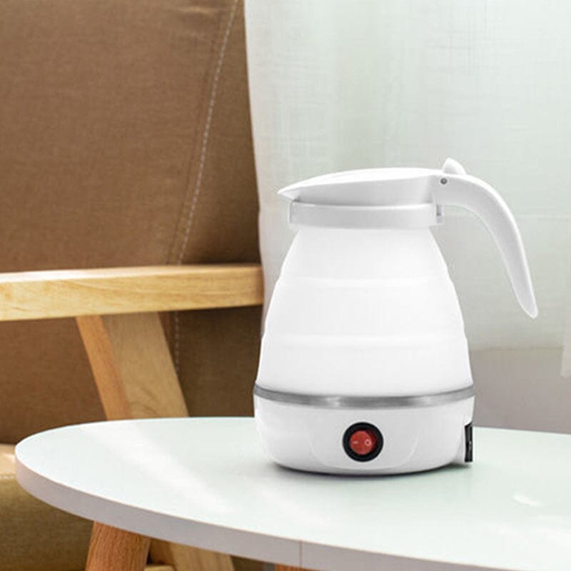 Portable Electric Kettle With Universal Plug | Stornfield