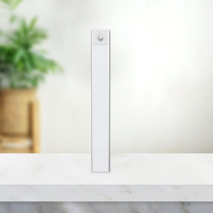 Stornfield | SmartHome - Wireless Motion Sensor LED Strip - No hassle with cables