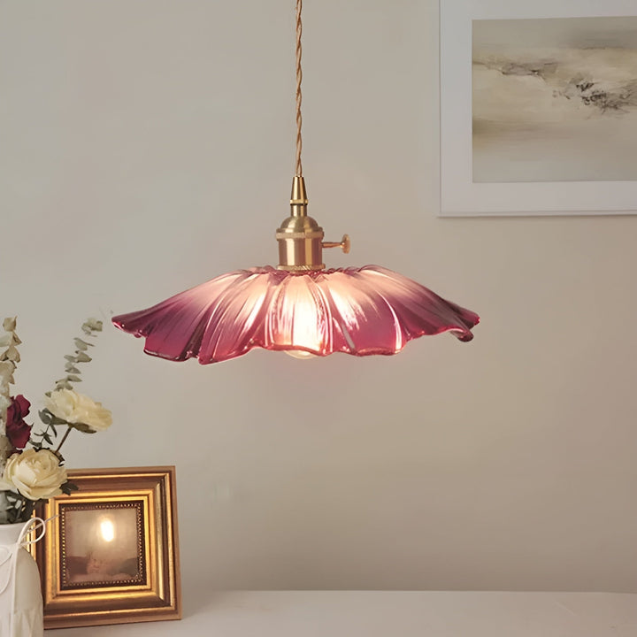 Hanging lamp with floral motif – Warm light & stylish design | For your home | Stornfield