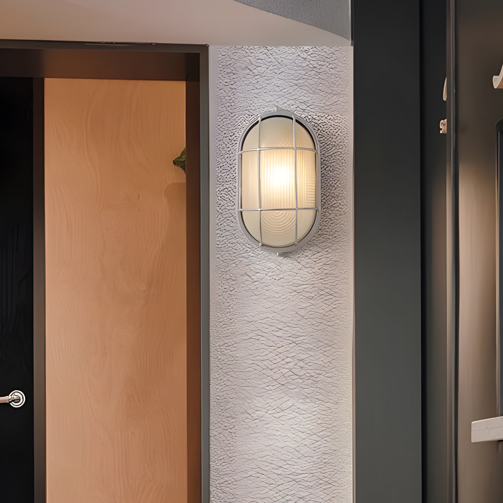 RetroGlow – Industrial Wall Light for Outdoors | Stornfield