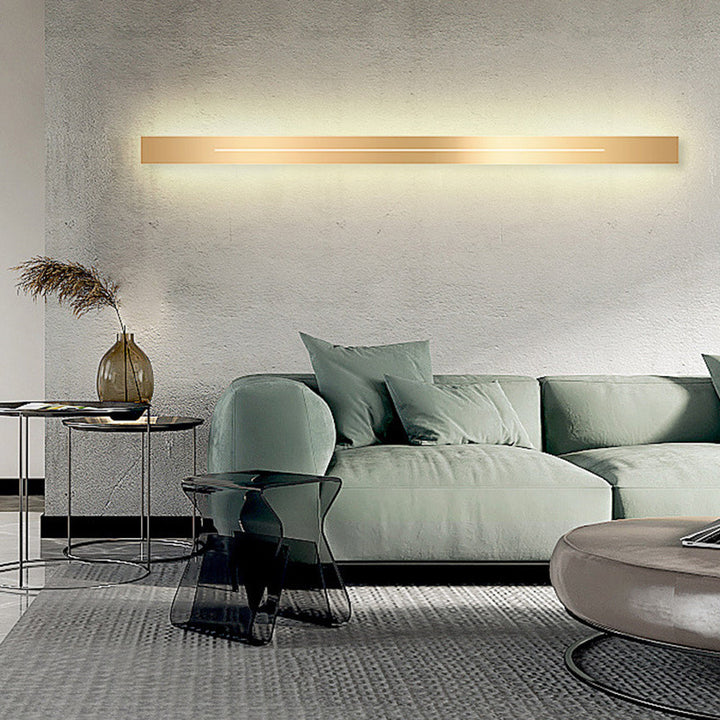 Modern LED Wall Lamp - LumièreGold | Stornfield