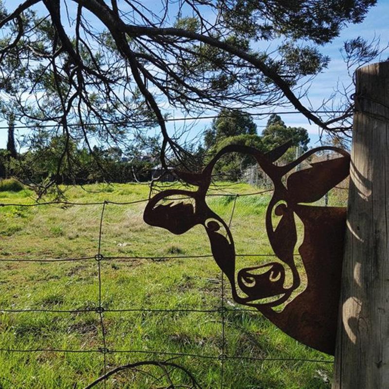 Outdoor Garden Farm Peeping Goat Metal Artwork Indoor Decoration | Stornfield