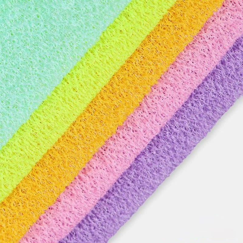 Stretchable Back Rub Bath Towel | Stornfield