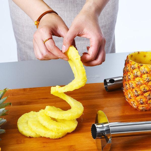 Stainless Steel Pineapple Corer | Stornfield