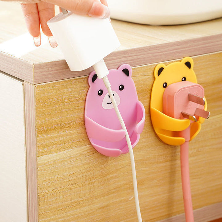 Starker Cartoon Bear Hook | Stornfield