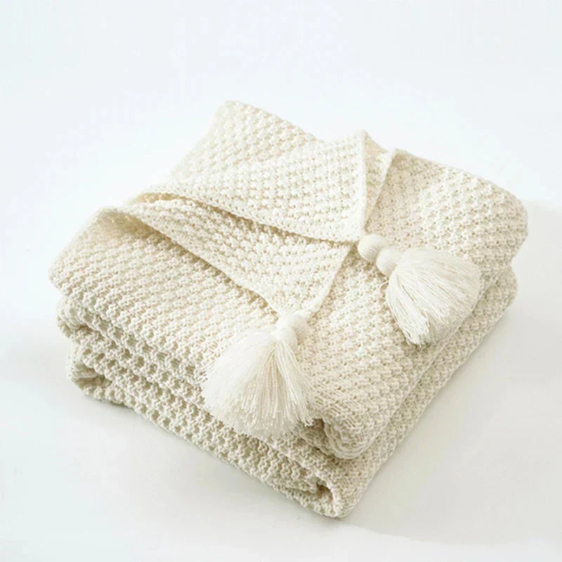 Stornfield | NordiWrap Knitted Wool Throw with Fringes | Nordic Design | Cozy and Stylish | Perfect for the Home
