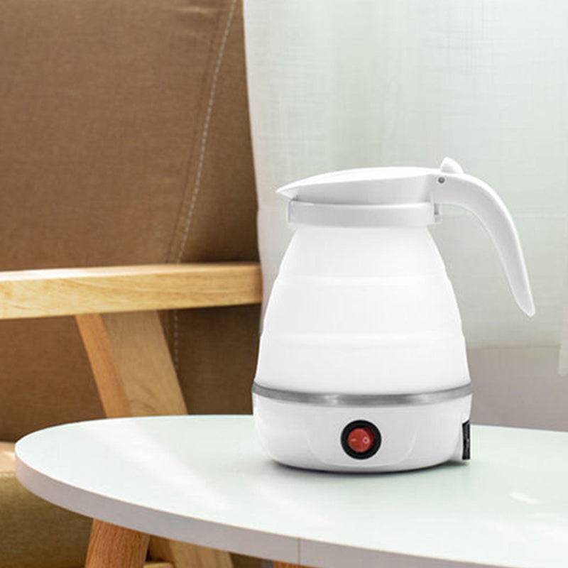 Portable silica gel travel pitcher with universal plug | Stornfield