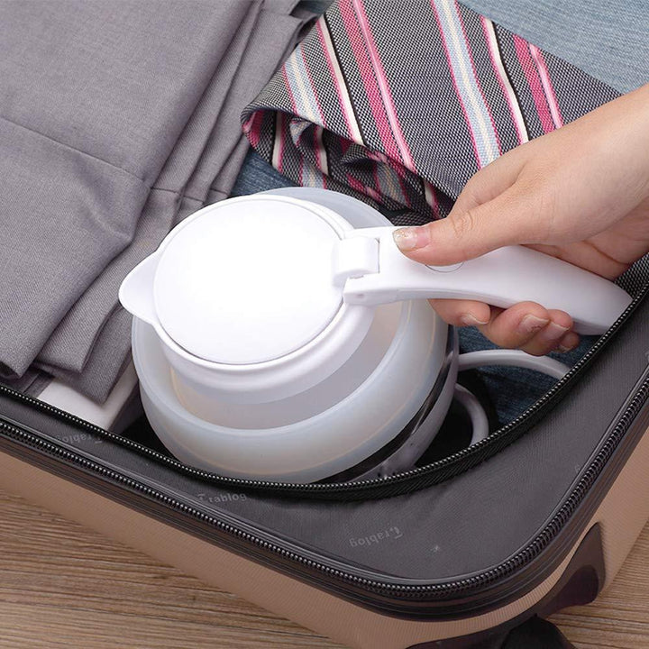 Portable silica gel travel pitcher with universal plug | Stornfield