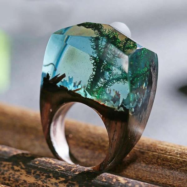 Quanta - Underwater Plant Resin Ring | Stornfield