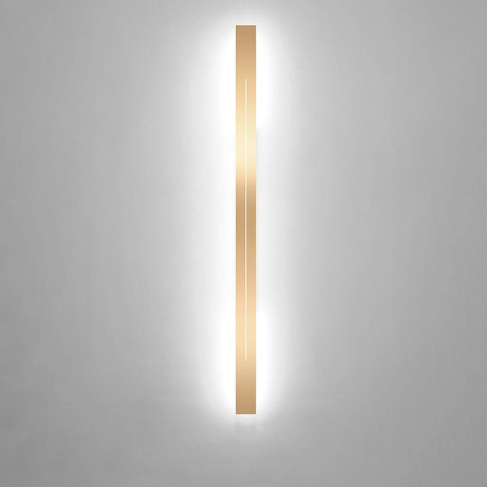 Modern LED Wall Lamp - LumièreGold | Stornfield