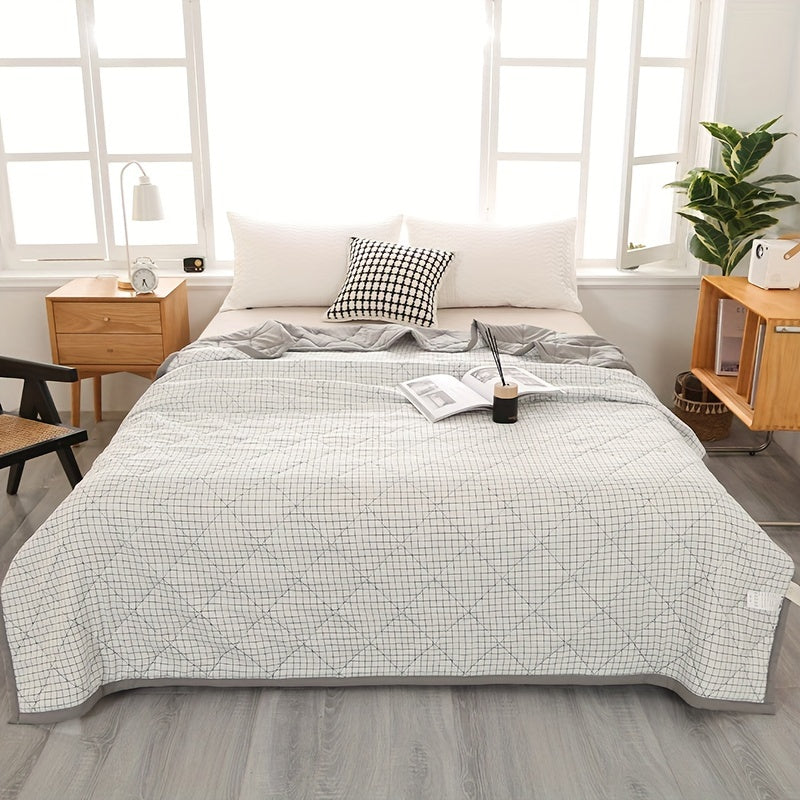 Elegant Preppy Plaid Summer Blanket for Cool Nights | Stornfield