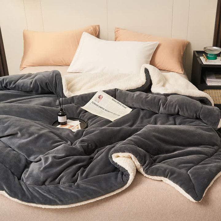 Stornfield | Couverture en velours épais double face en cube