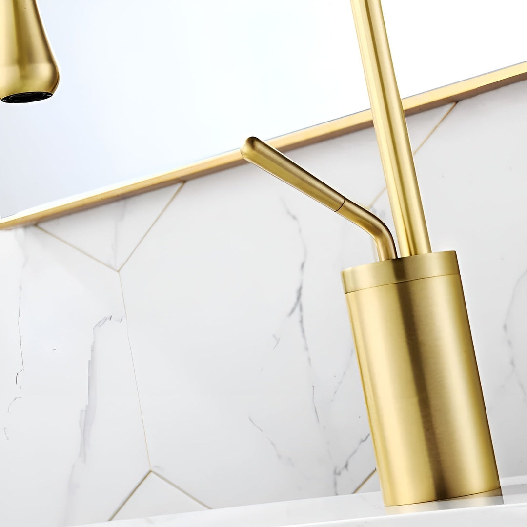 Stornfield | FlexFlow – Seamless 360° Faucet Control for a Drip-Free Experience
