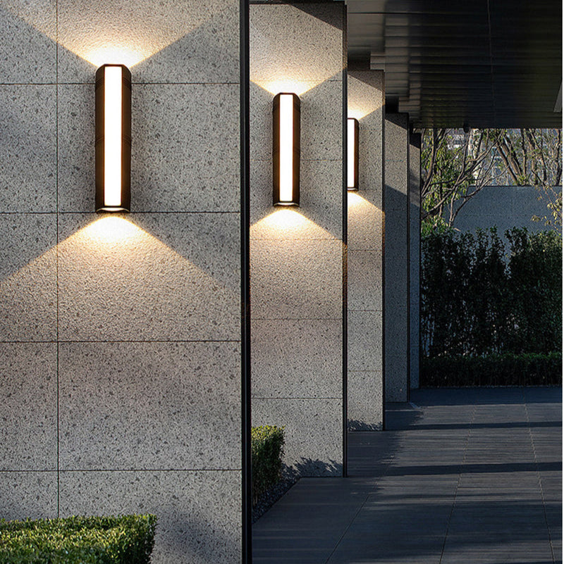 Durable LED outdoor wall light for lighting in any weather | Stornfield