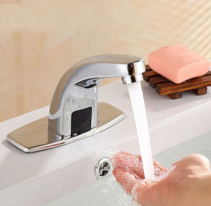 Automatic touchless bathroom sink faucet. | Stornfield