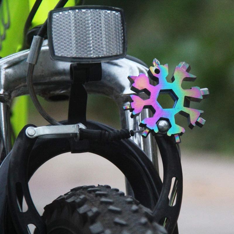 Saker 18-in-1 Snowflake Multi-Tool | Stornfield