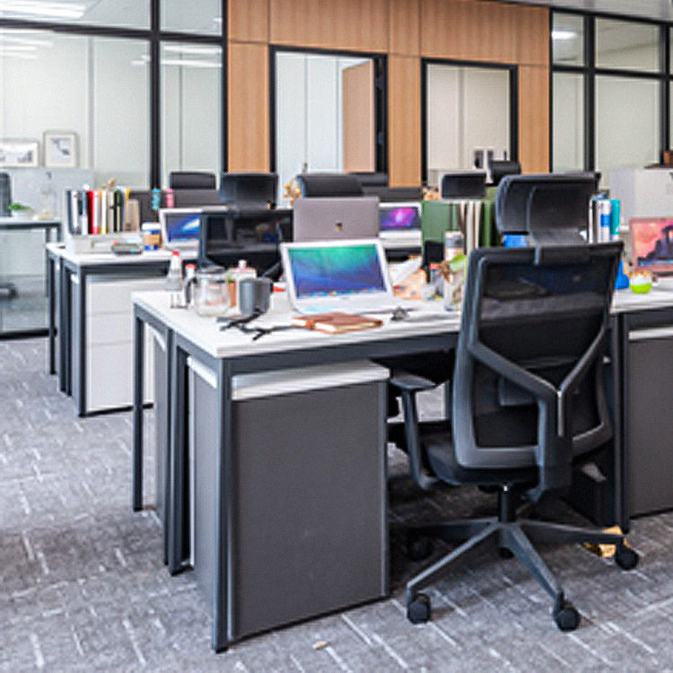 Stornfield | Self-Adhesive, Moisture-Resistant, and Fire-Retardant Vinyl Flooring