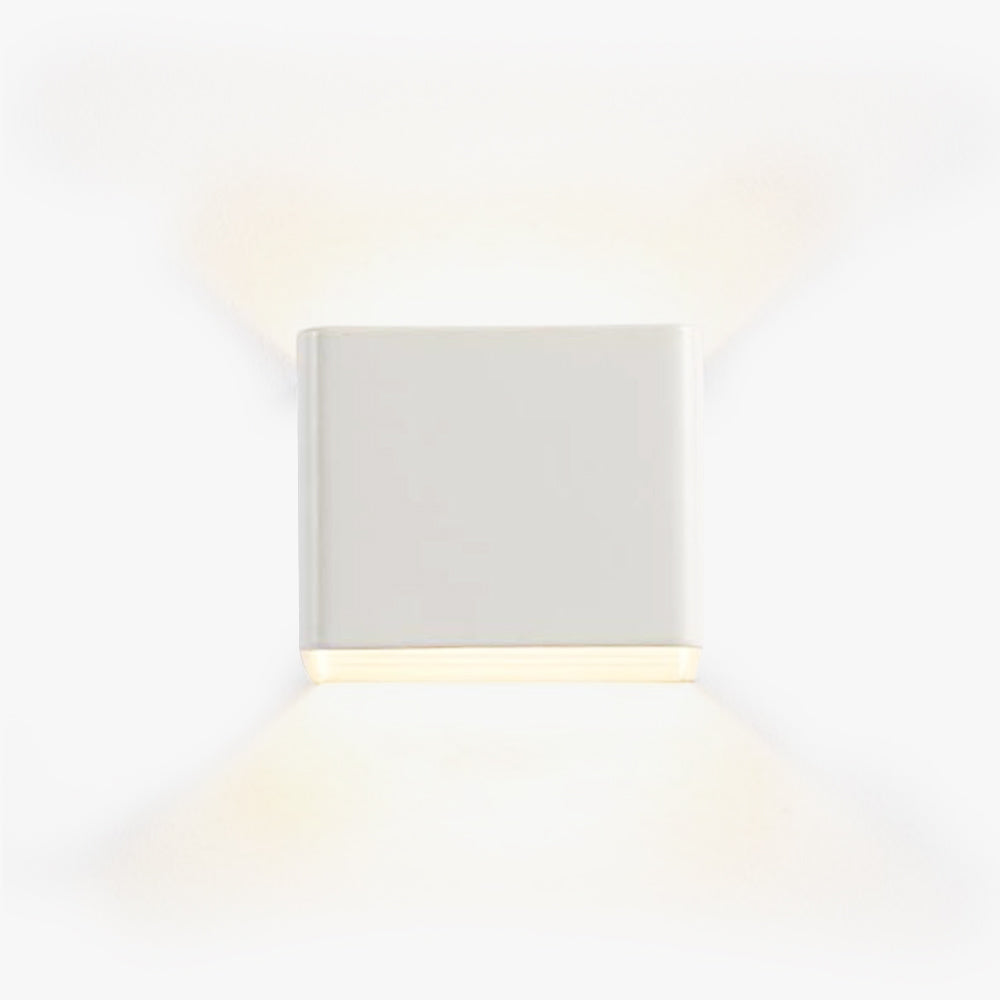 Imogen Modern Square Wall Lamp | Stornfield