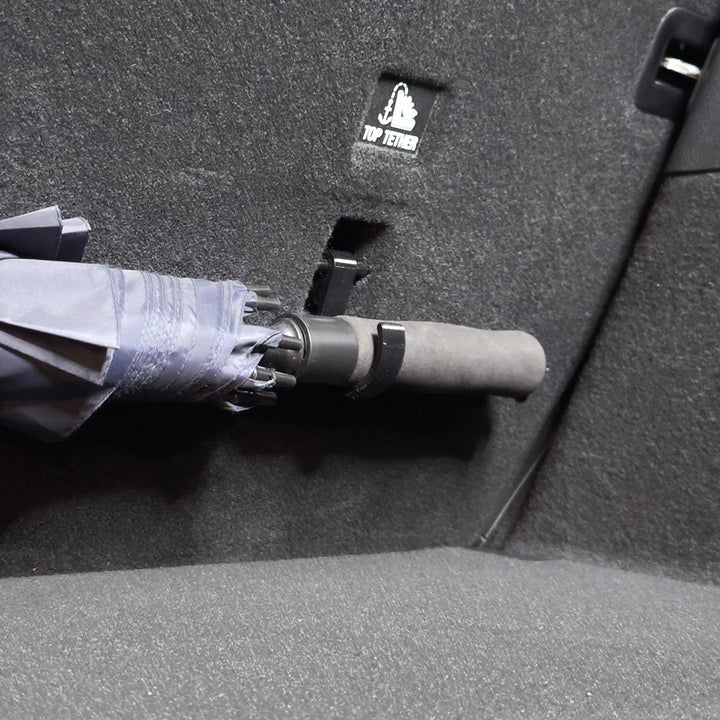 StormGrip — No more chaos in the car: Perfect order and dry feet at the touch of a button! | Stornfield